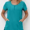 Stylish Crew Neck Scrubs Top for Women – Comfortable Healthcare Uniform with Functional Patched Pockets – Easy Care, Breathable, and Affordable Medical Apparel for Female Nurses and Caregivers